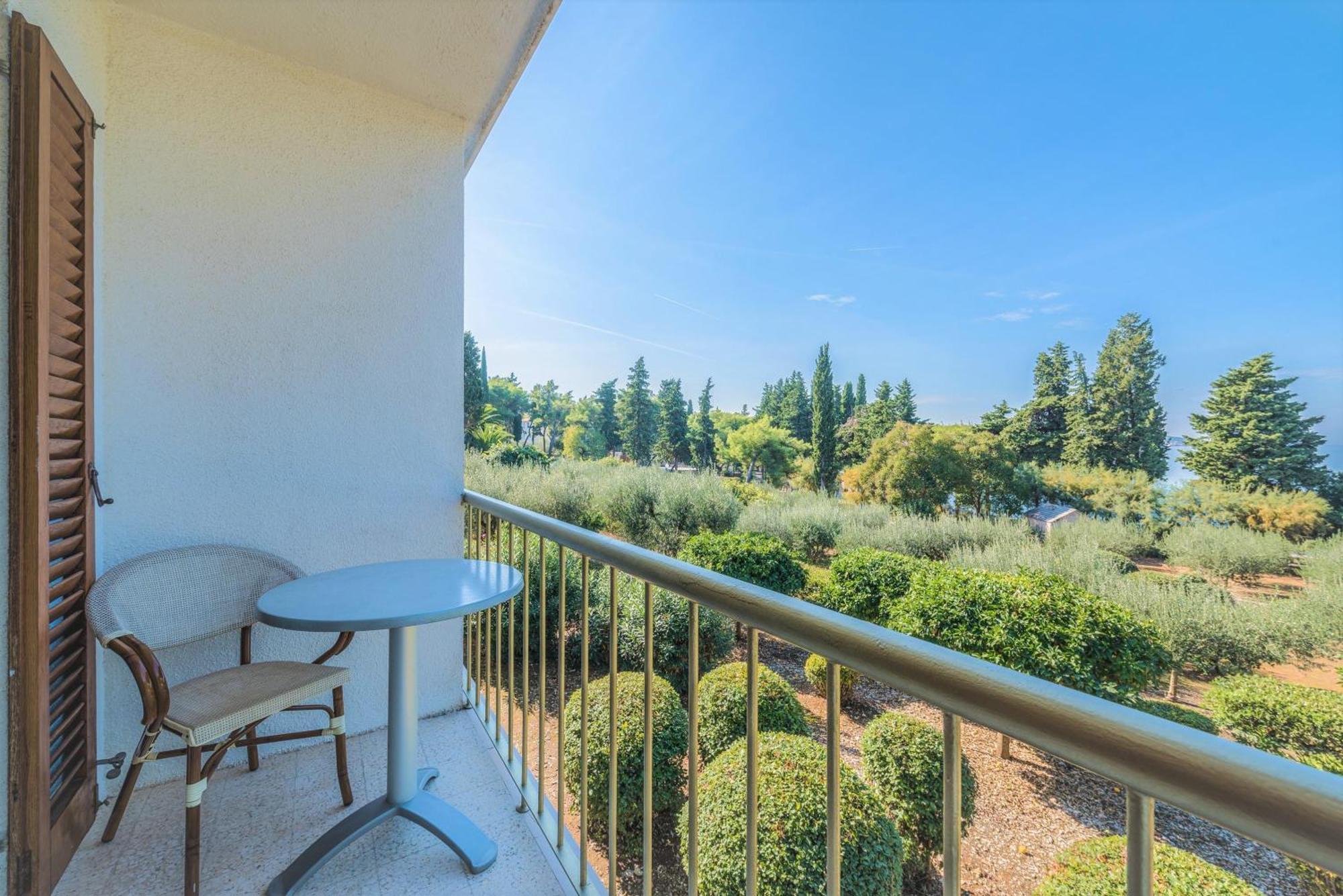 Aminess Vival Casa Velaris Hotel Supetar Eksteriør billede