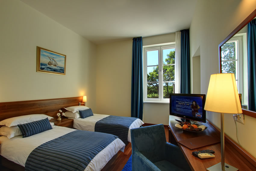 Aminess Vival Casa Velaris Hotel Supetar Eksteriør billede